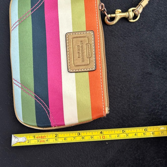 Authentic Coach Legacy Stripe Wristlet - Picture 13 of 15